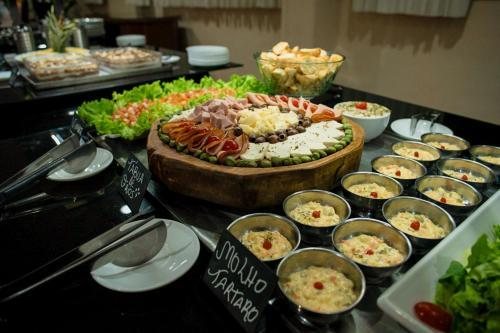 Almoço executivo servido no Hotel Nacional Inn